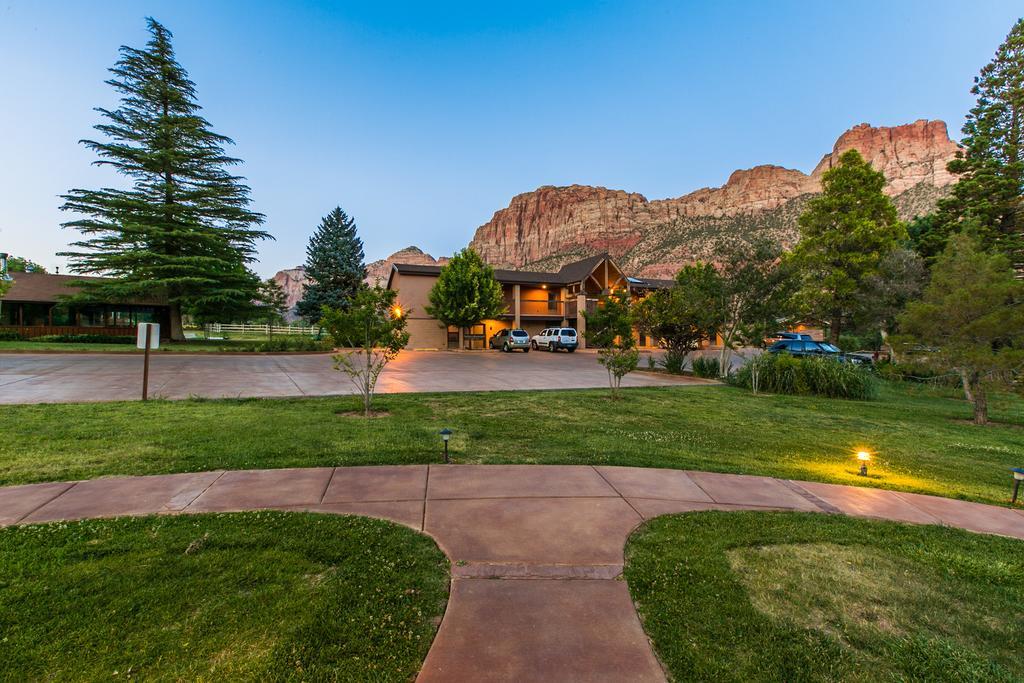 ספרינגדייל Driftwood Lodge מראה חיצוני תמונה