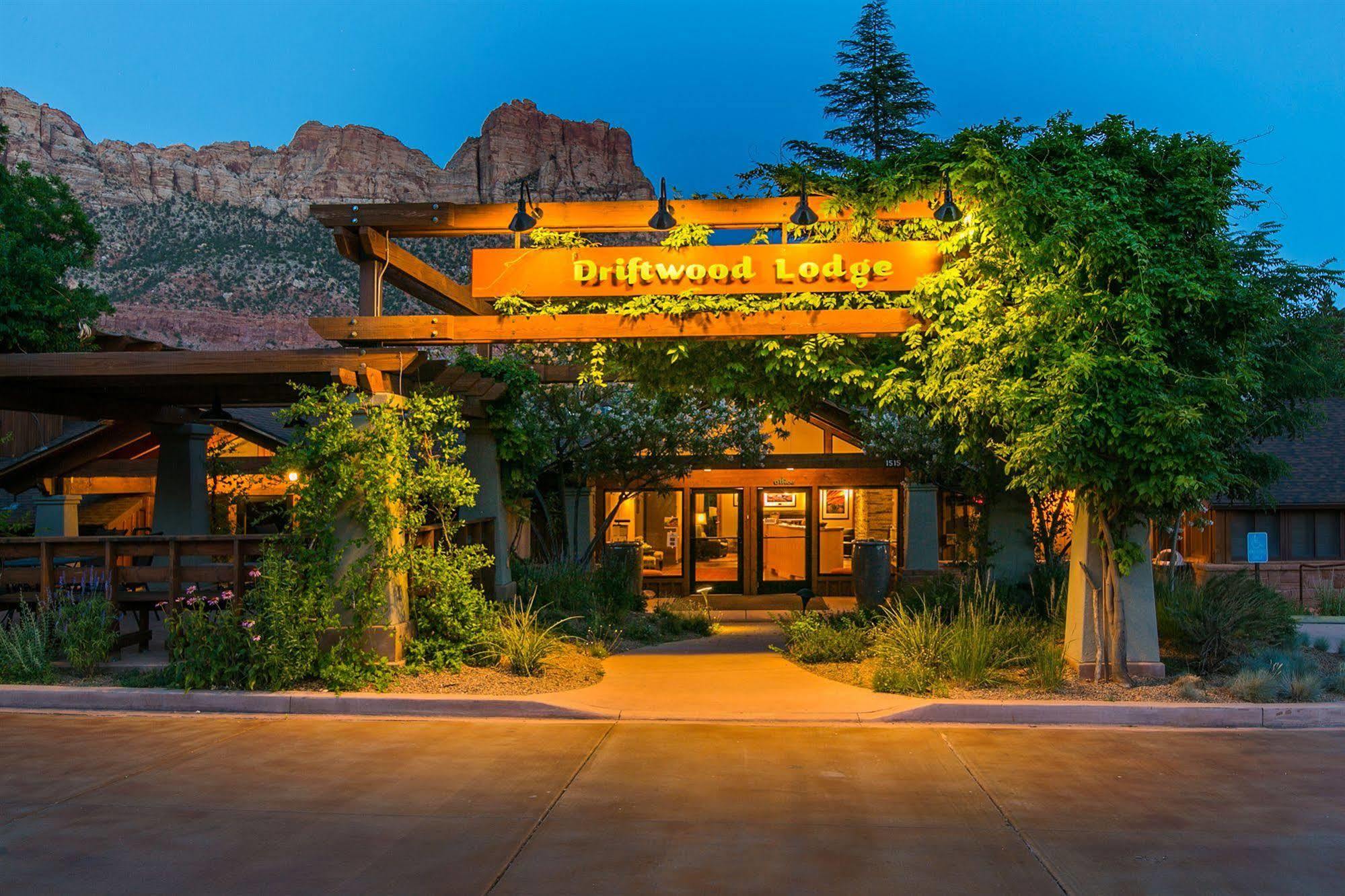 ספרינגדייל Driftwood Lodge מראה חיצוני תמונה